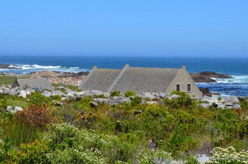 Beachfront Farm in Rooi Els