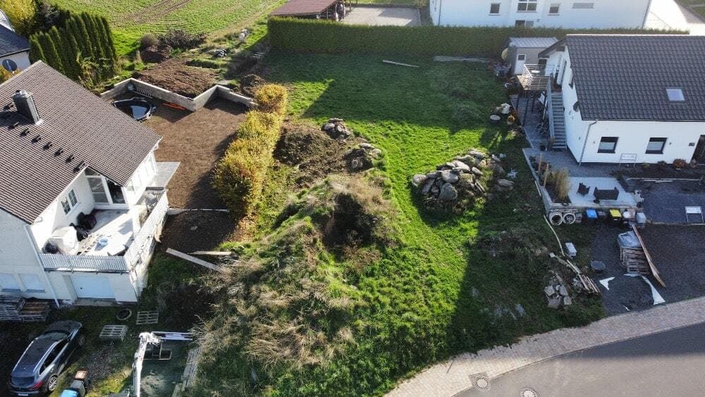 IHR BAUPLATZ IN ROMROD! 
KEINE KÄUFERPROVISION!