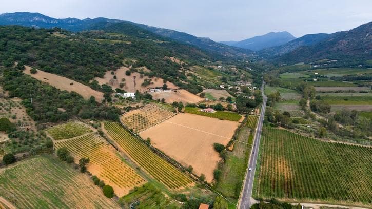 Land mit Bewilligung für z.B.Ihre Poolvilla