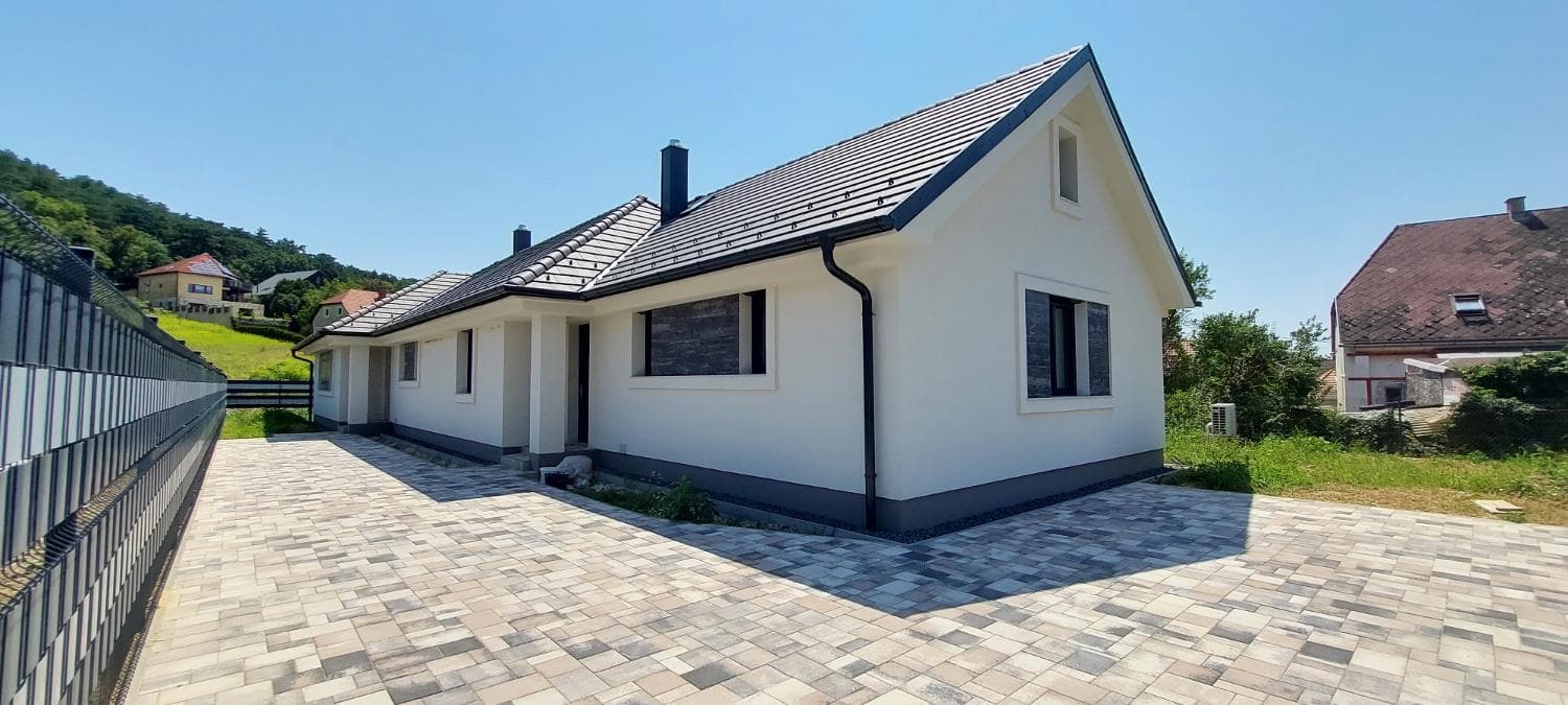 Neubau Doppelhaushälfte am Plattensee