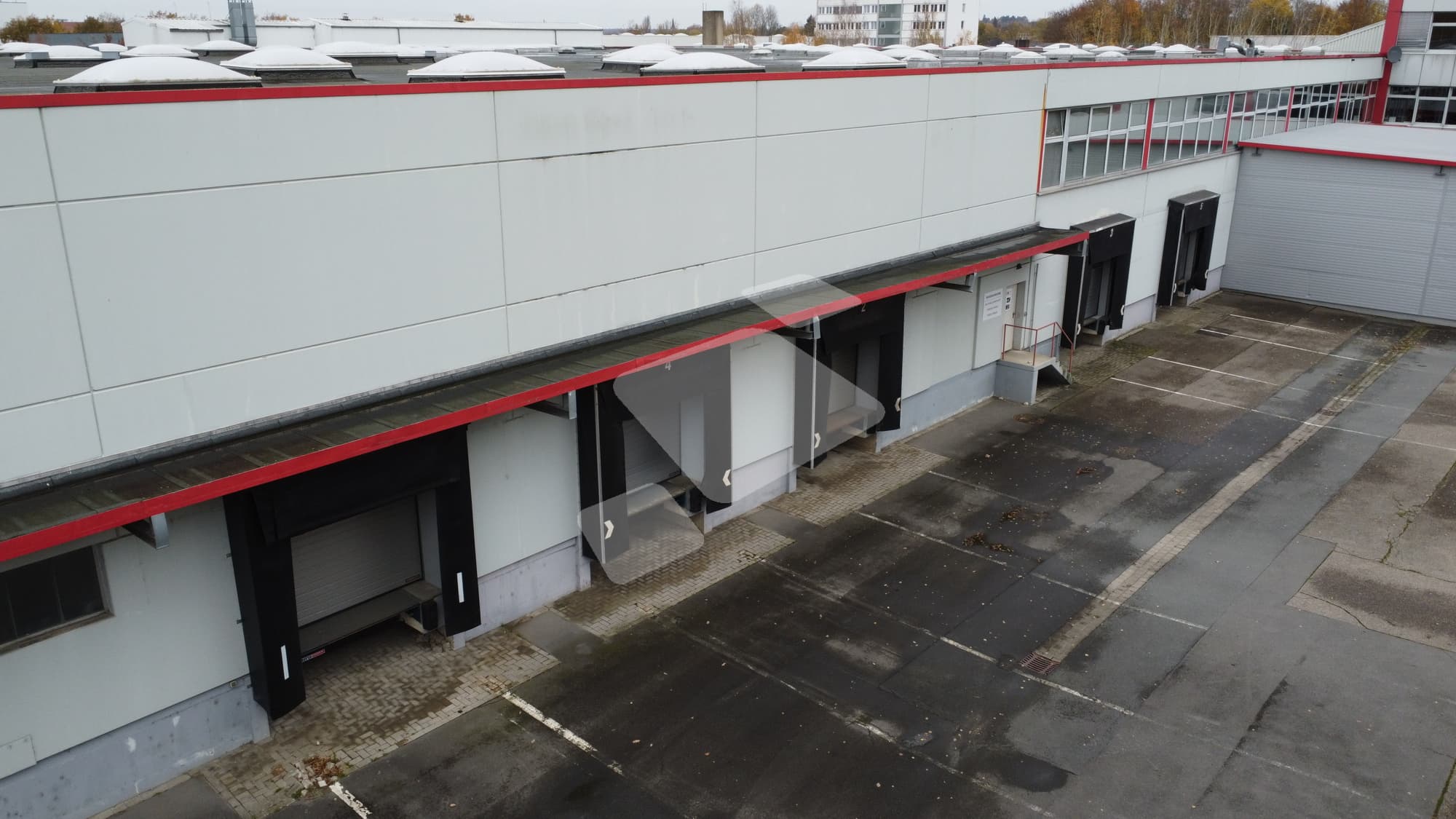 Osnabrück | Rund 7.500 m² Lagerfläche mit Büro| Rampe