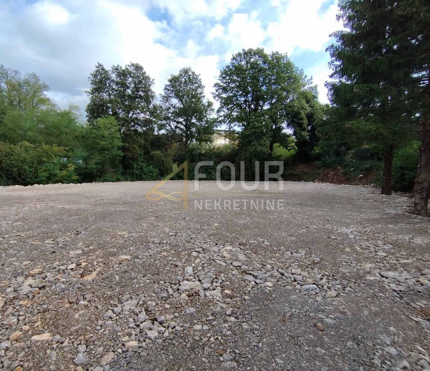 Grundstück Viškovo, 1.601m2