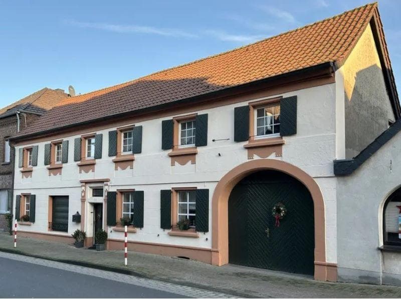 Sanierter Fachwerktraum mit Einliegerwohnung und großem Garten in Schwalmtal