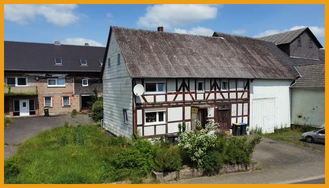 GEMÜTLICHES FACHWERKHAUS MIT KLEINEM GARTEN! 
KEINE KÄUFERPROVISION!