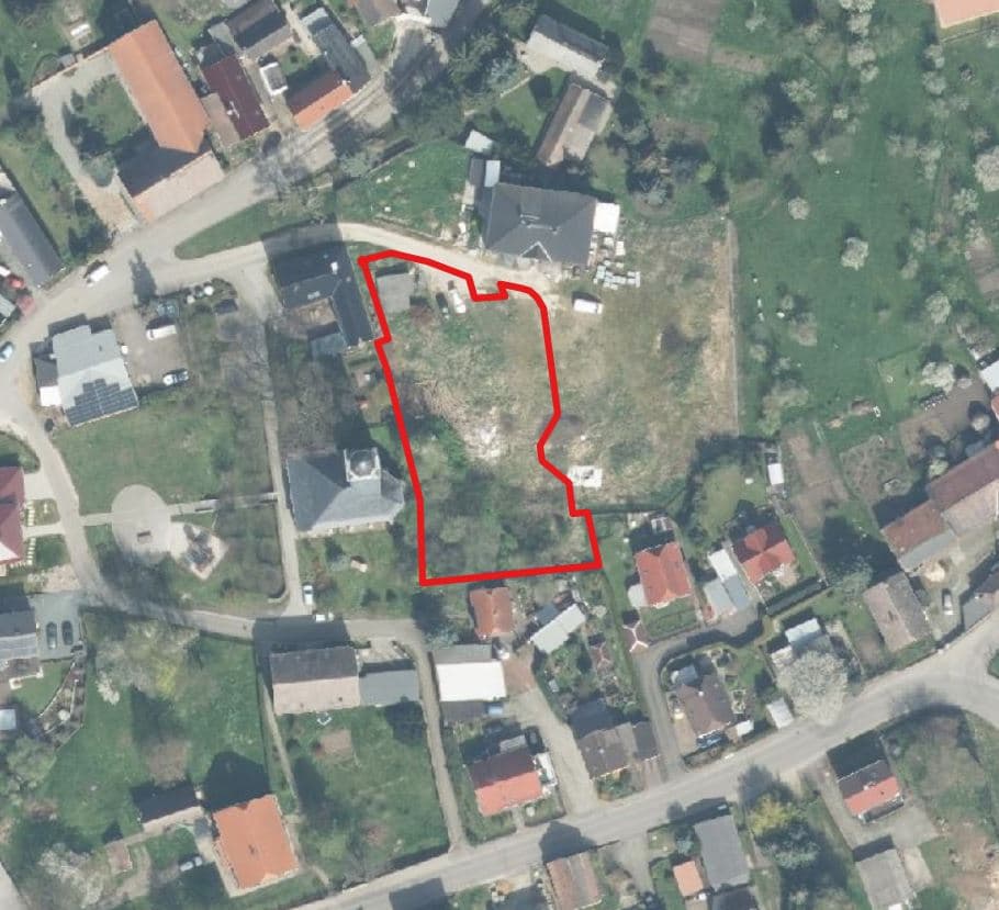 Baugrundstück für 1
bis zu 3 EFH zum Schnapperpreis