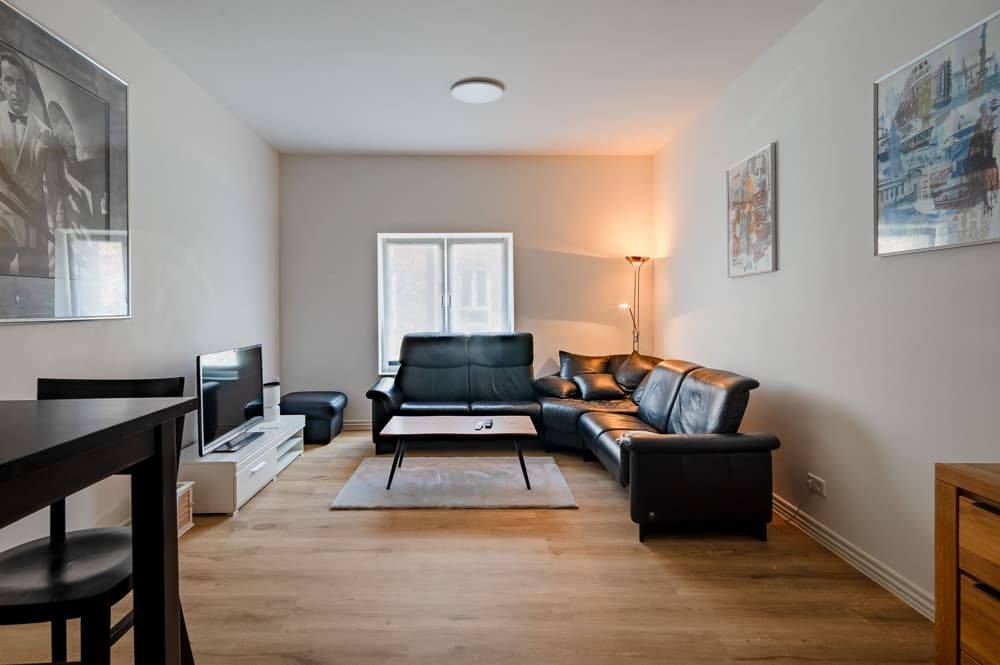 Moderne 2-Zimmer-Eigentumswohnung in bester Lage nahe Husumer Schlosspark und Innenstadt.