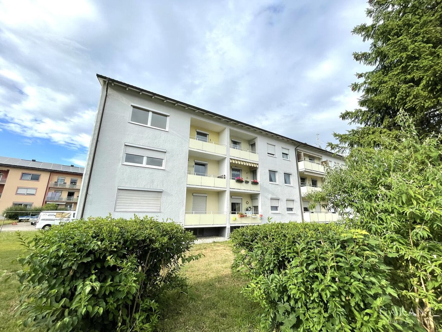 Attraktive, helle Wohnung  -  Frisch renoviert!