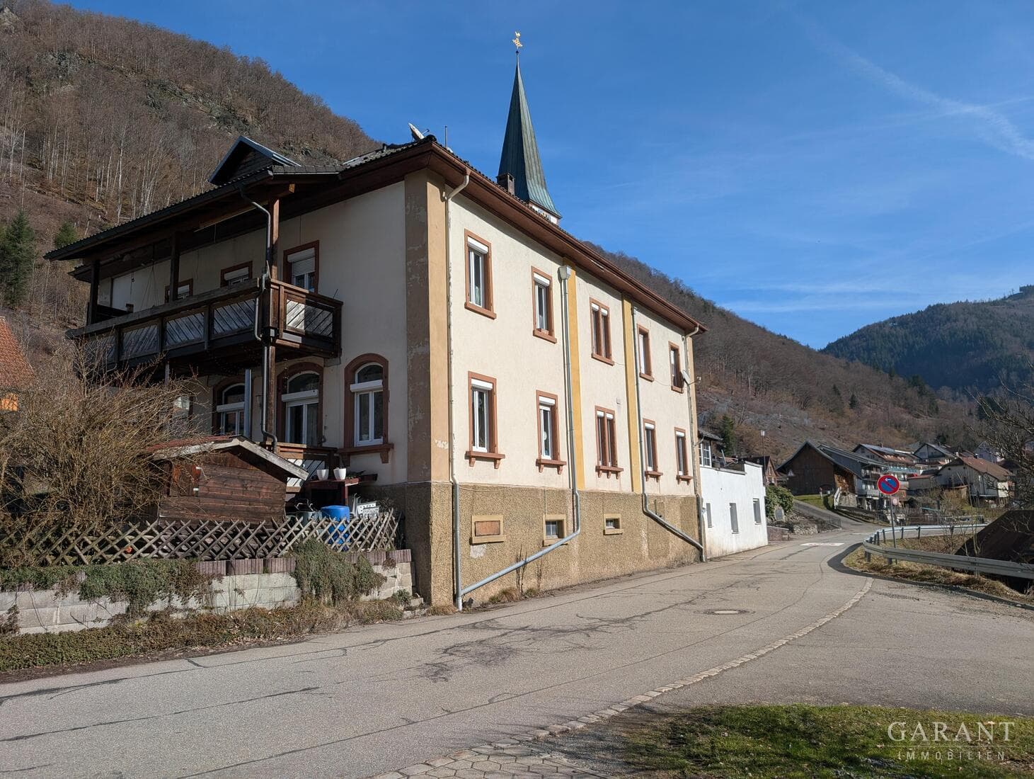 Günstige Gelegenheit - 3 Zimmer Wohnung im Herzen von Gschwend!