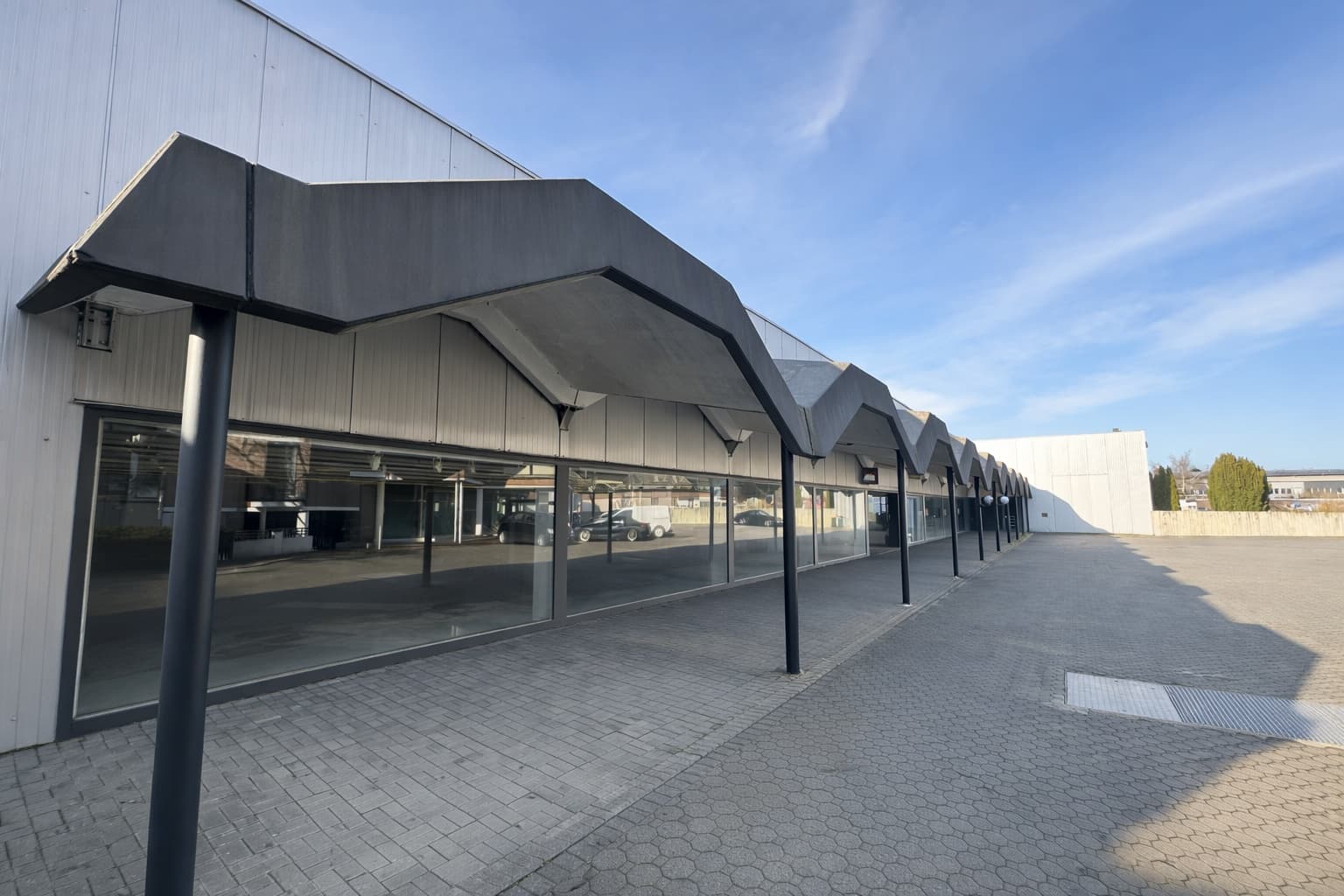 TOP Gewerbefläche/ Lagerhalle ehm. Möbelhaus oder sämtliche Gewerbliche Nutzung