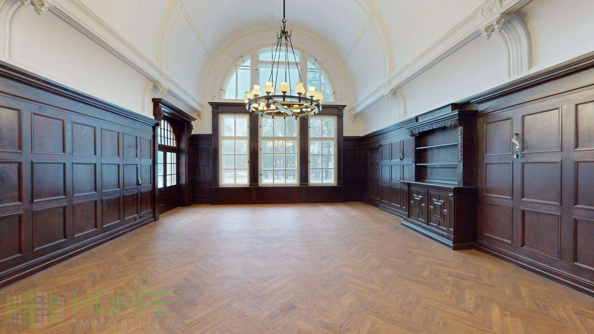 Schloss Siethen - Repräsentative Büro-, Kanzlei- oder Praxisräume in Seenähe