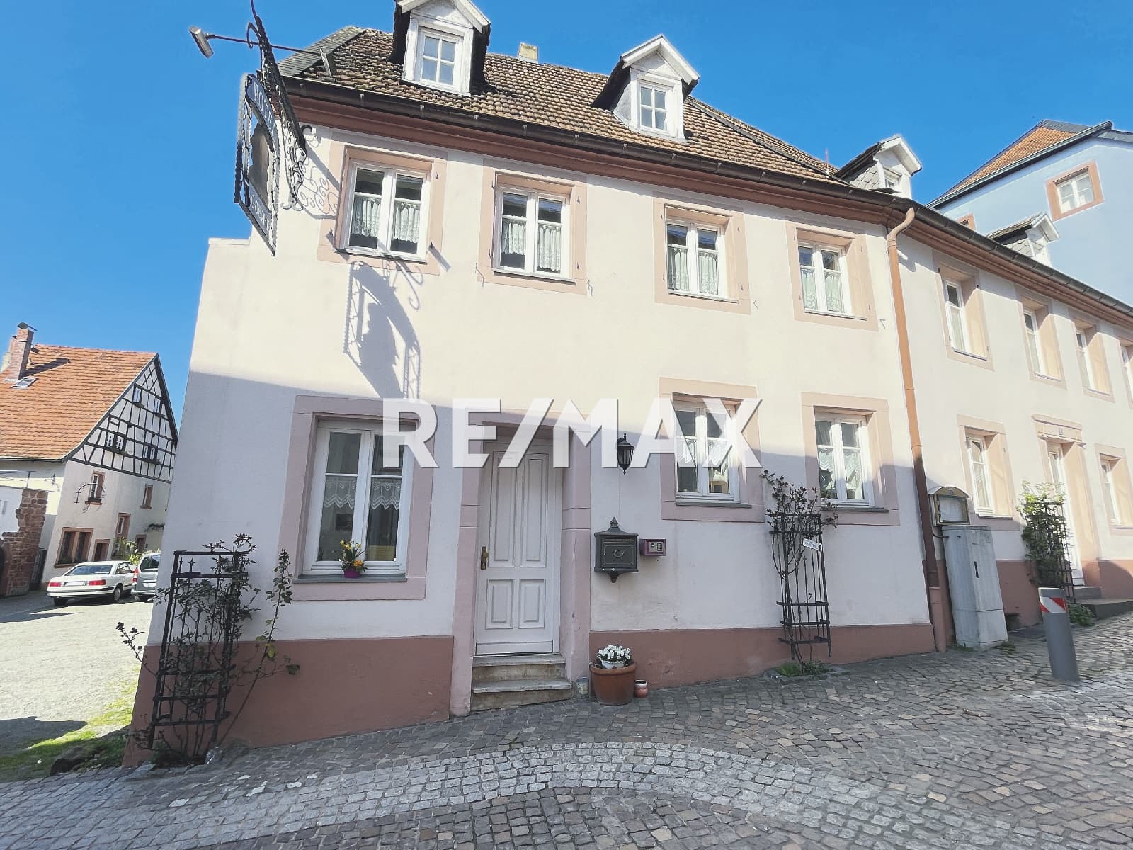 Volltreffer für Kapitalanleger!
"Hotel Goethe - Historischer Charme
in der Altstadt von Ottweiler"