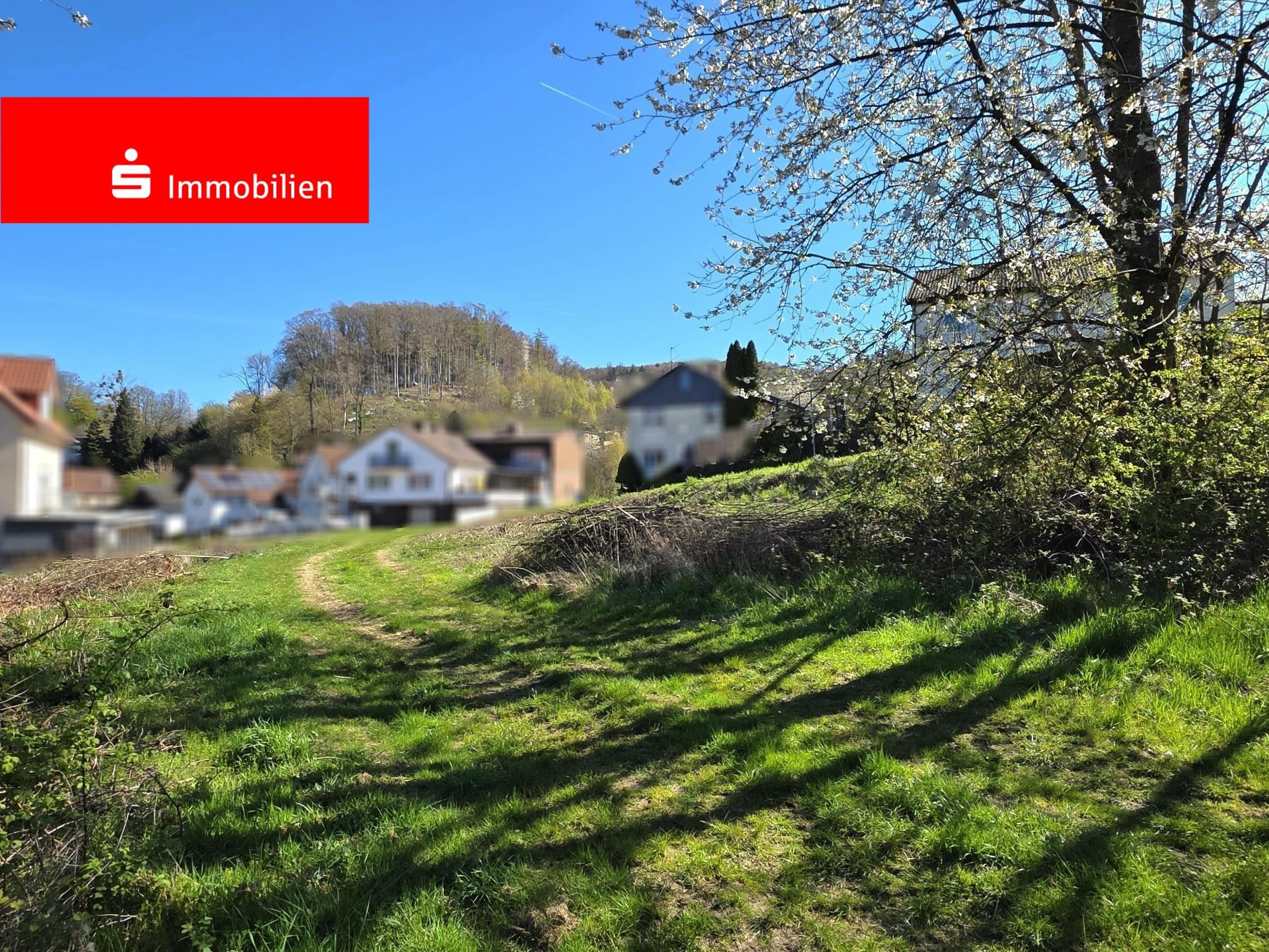 Eins von drei Baugrundstücken mit 484 m² für Ihr Traumhaus in Lautern