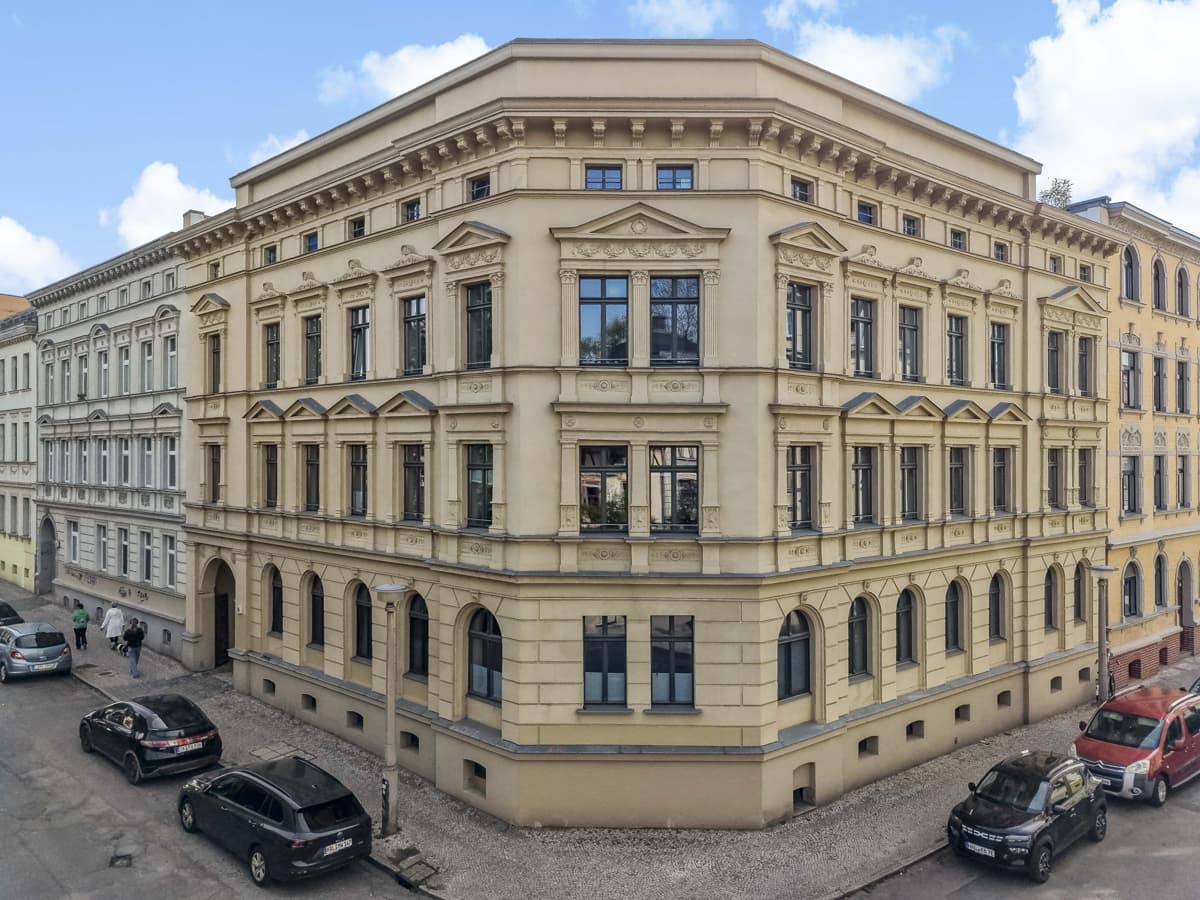Großzügige 4-Raum-Altbauwohnung im Giebichenstein – Balkon, Stellplatz & Denkmalcharme