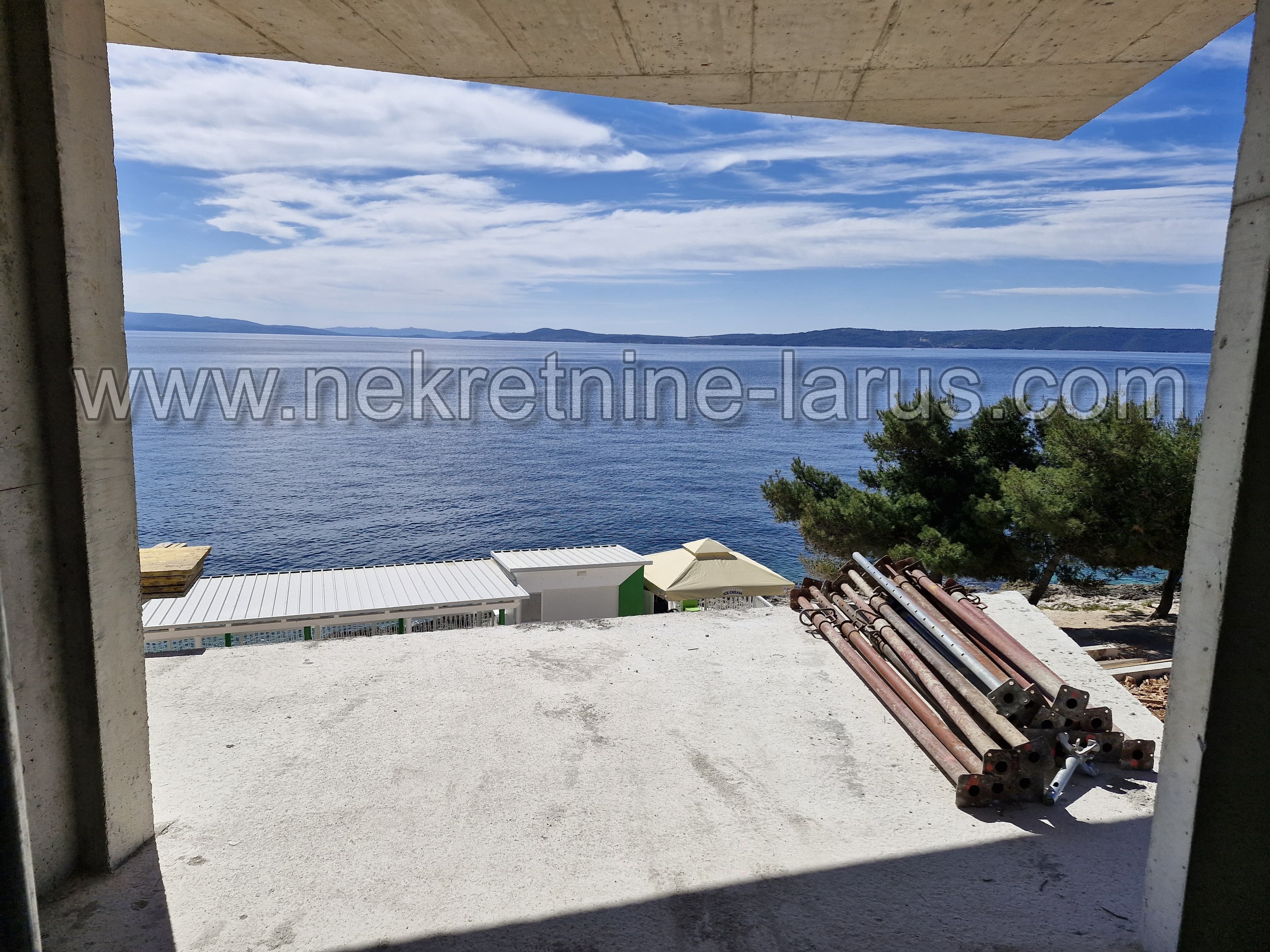 Apartment S2, erster Stock, direkt am Meer und Strand, Okrug Gornji