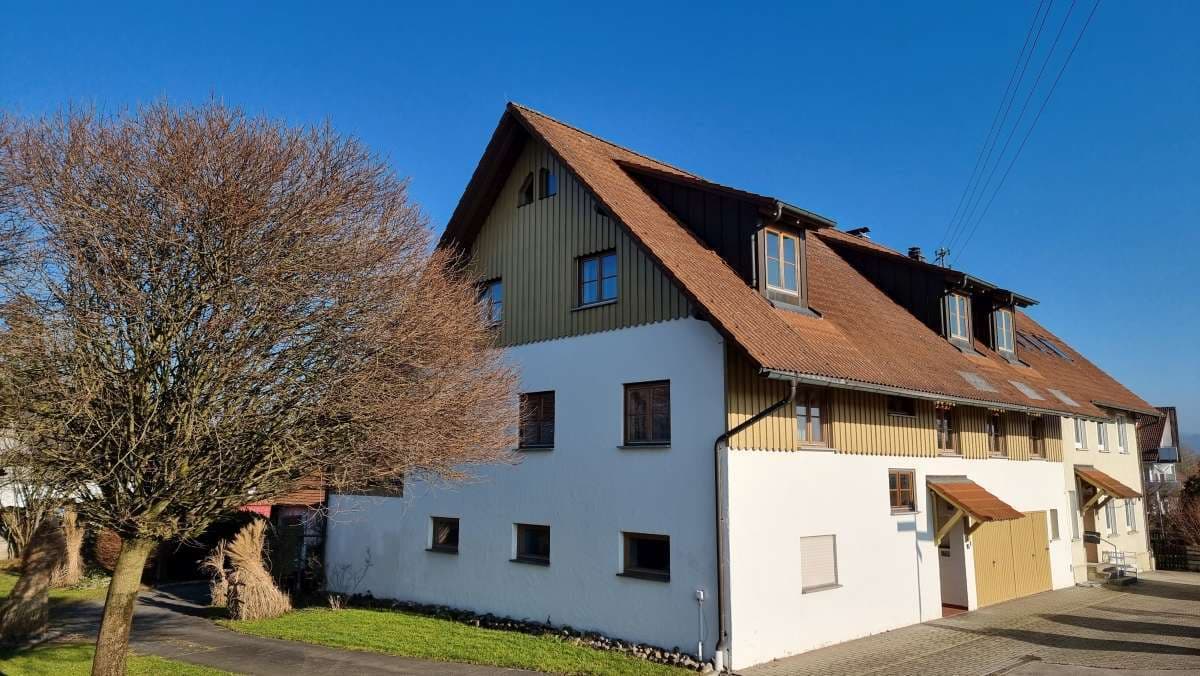 Wohnen und Arbeiten unter einem Dach - ZFH mit Werkstattbereich und separater Scheune