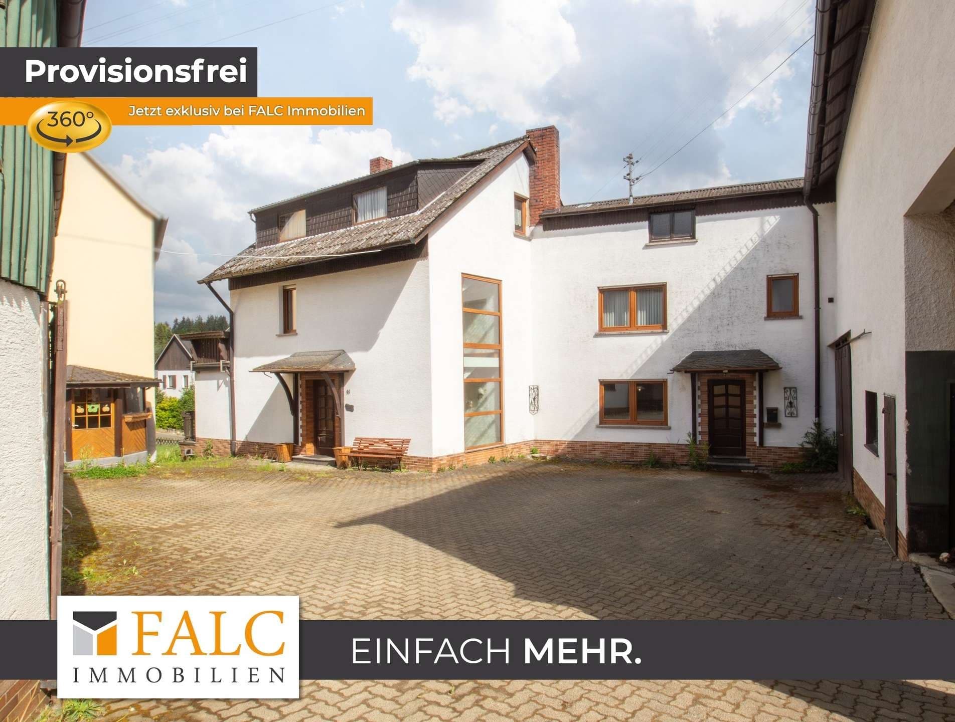 Viel Platz für Ihre Träume! Hof mit Wohnhaus, Scheune und Garagen