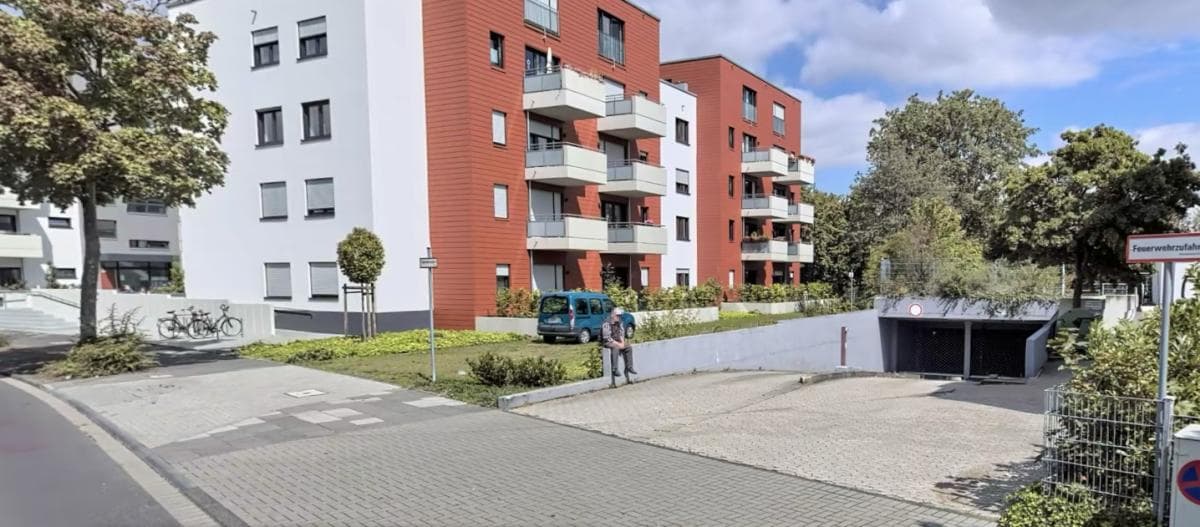 Tiefgaragenstellplatz in Bonn, Celsiusstraße zu vermieten.