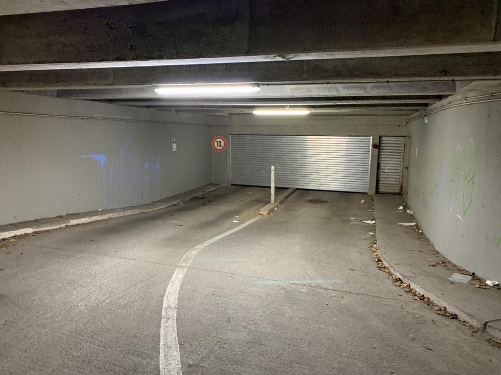 Drei Tiefgaragenstellplätze in Bonn, Oppelner Straße zu verkaufen