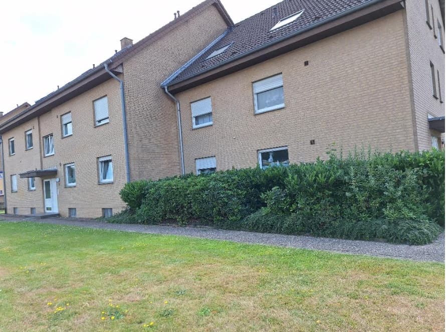 Mehrfamilienhaus mit 9 Wohnungen - vermietet
