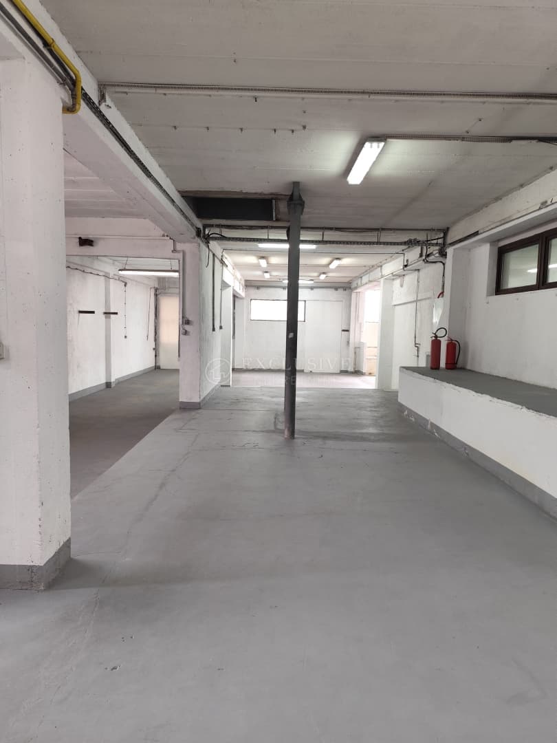Geschäftsraum Jušići, Matulji, 400m2