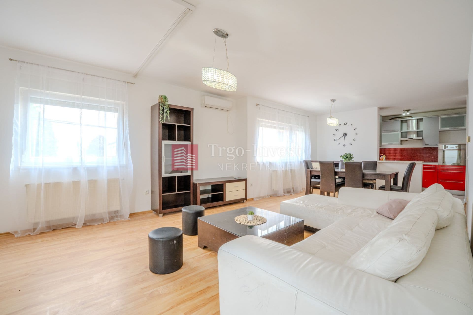Wohnung Mali Pariz, Slavonski Brod, 65m2