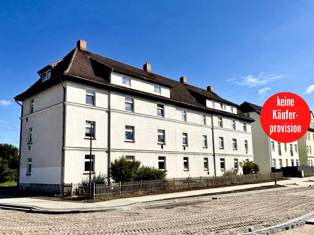 HORN IMMOBILIEN++ Neubrandenburg, vermietetes MFH mit 13 WE, großem Grundstück, nur 500 m zur Innenstadt