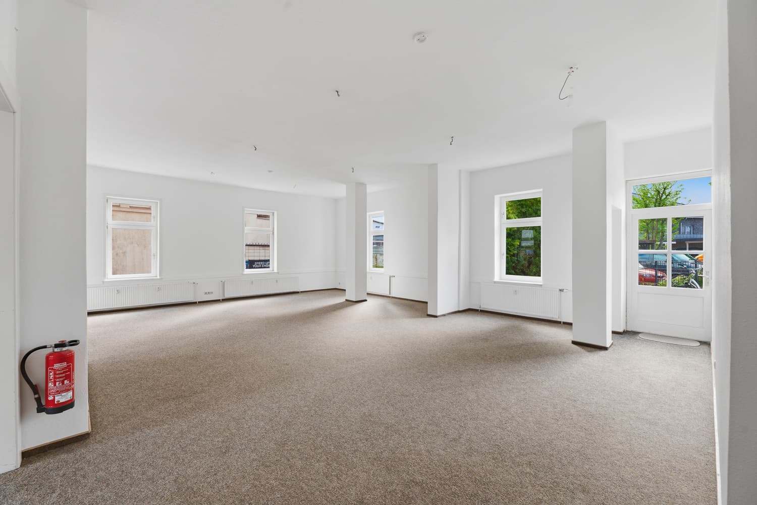 **Flexible Gewerbefläche in Buxtehude – ideal für Praxis, Büro & Therapie**