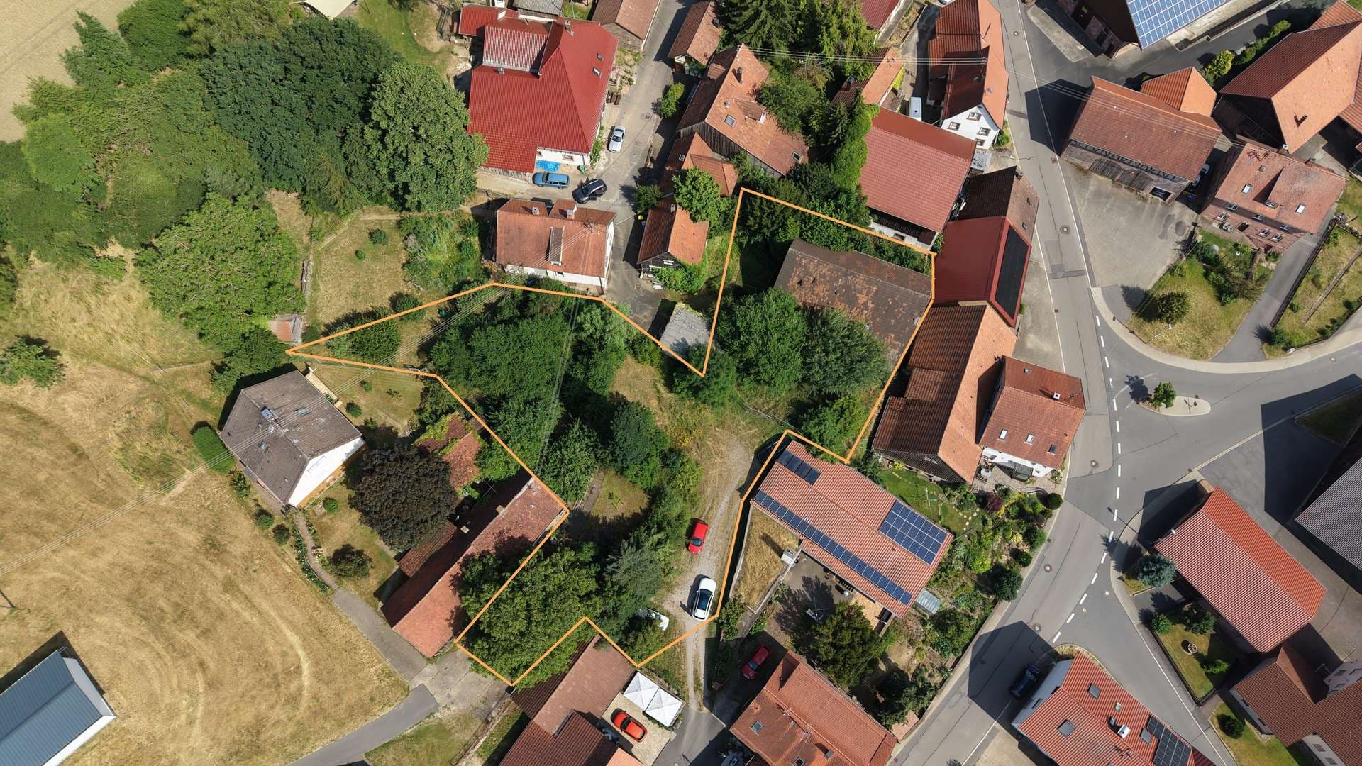 Baulücke in idyllischer Landschaft - FALC Immobilien