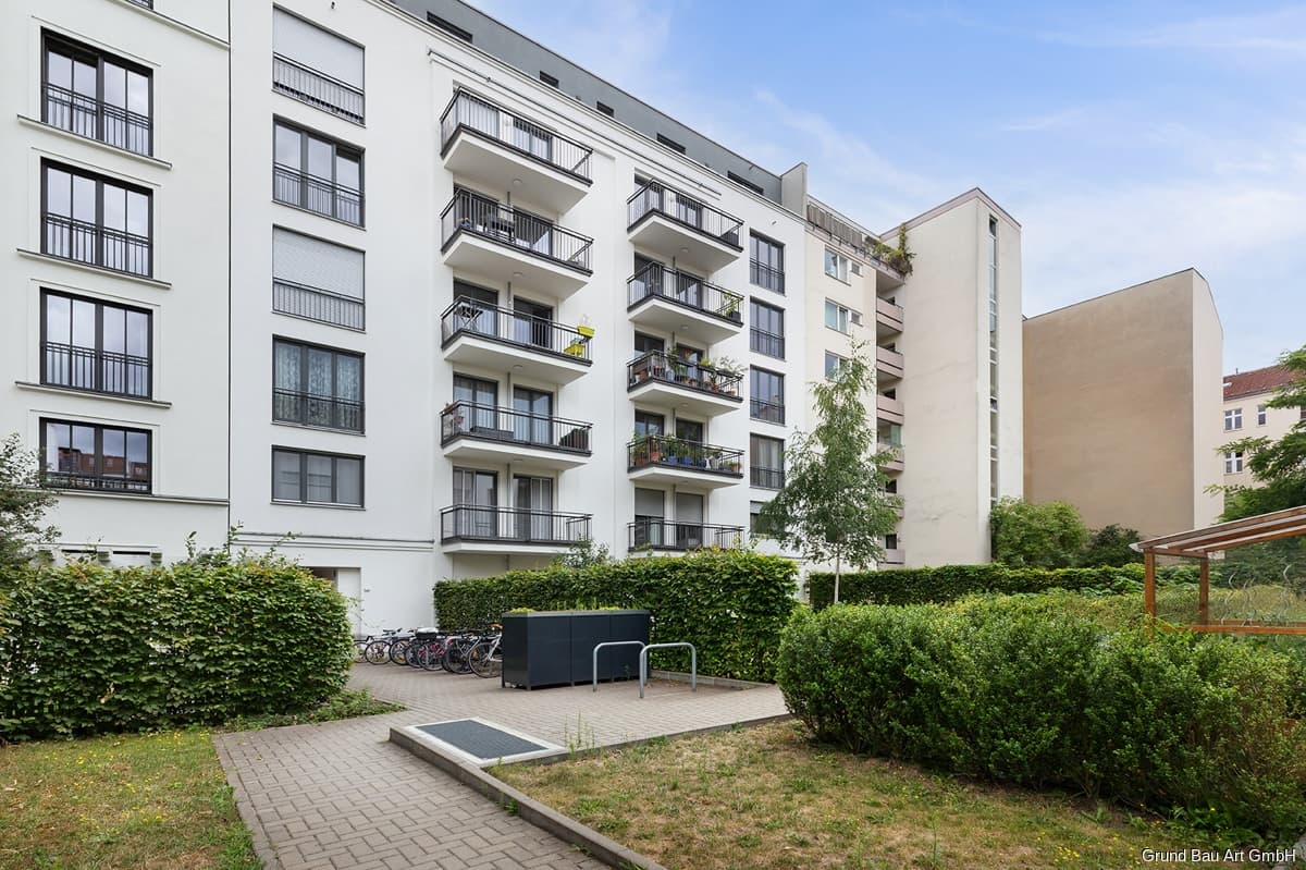 Helle und hochwertig ausgestattete Neubauwohnung
im Güntzelkiez