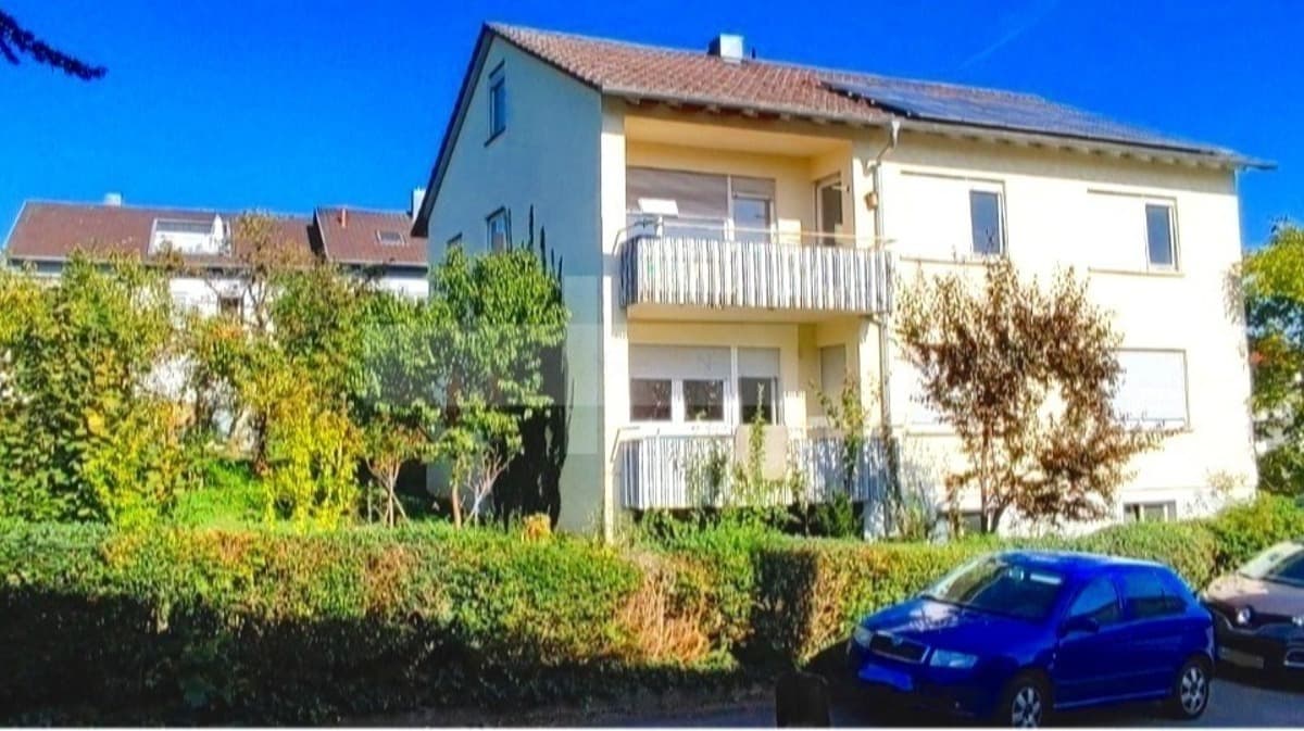 Mehrfamilienhaus auf einem großzügigen Baugrundstück mit vielfältigem Entwicklungspotenzial in WN