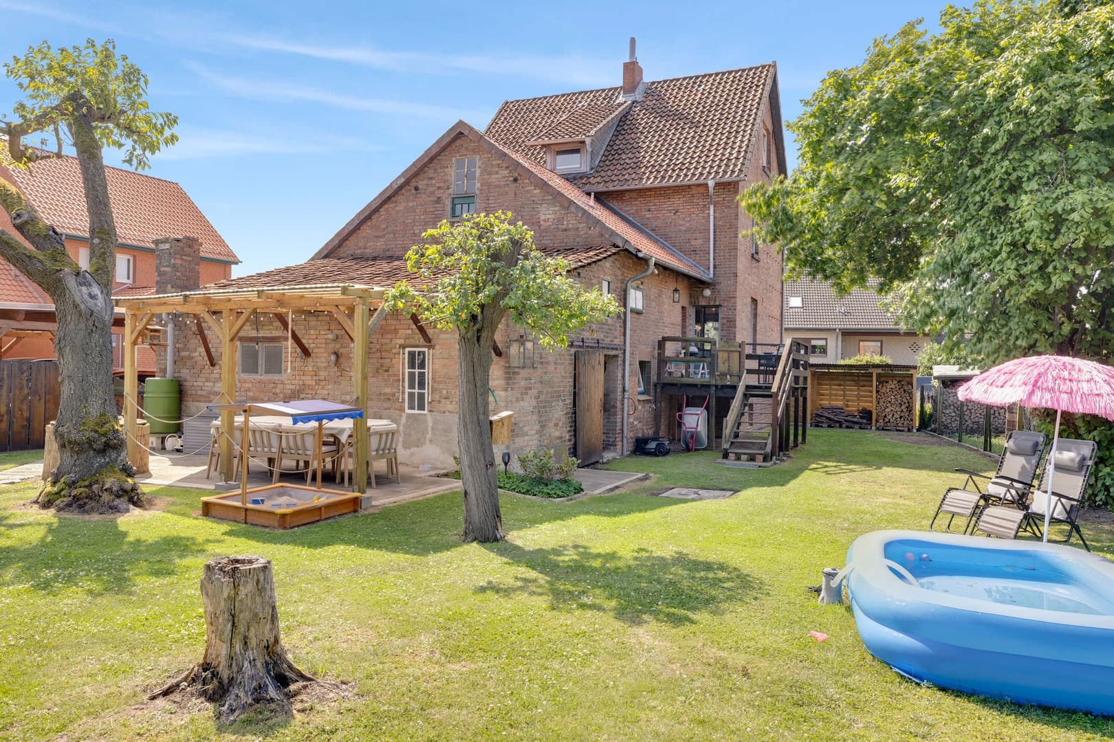 Modernisiertes Einfamilienhaus mit Anbau/ Scheune auf 1.436 m² Grundstück in Ilsede-Groß Lafferde