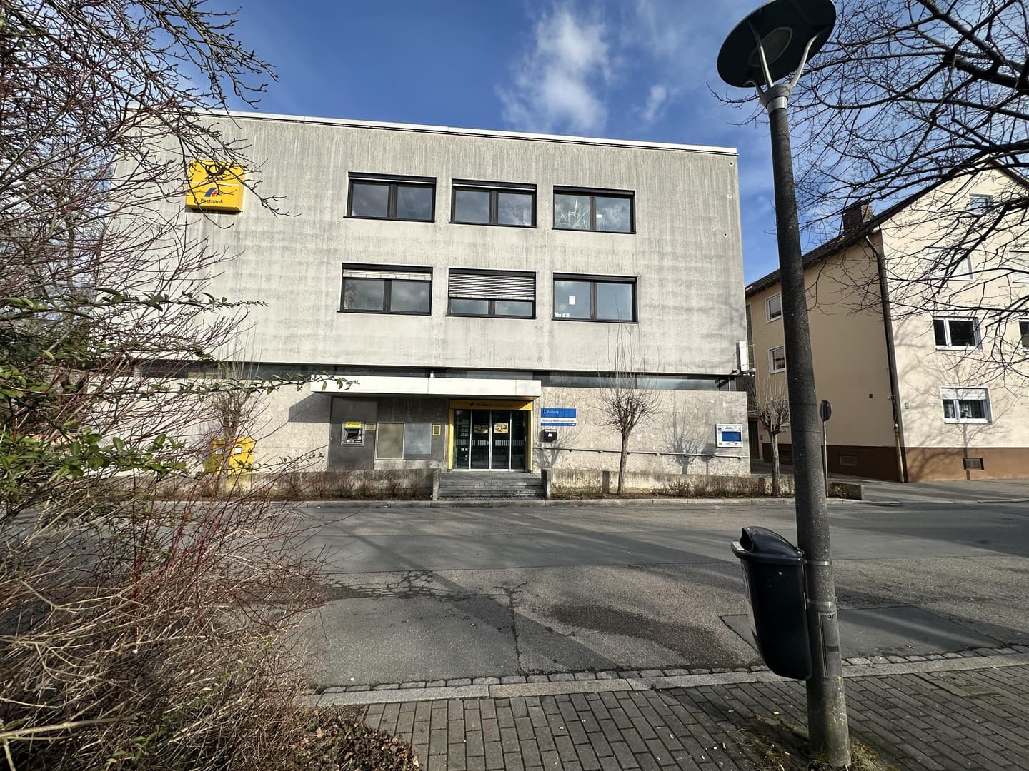 Gewerbefläche – ca. 170m² (bis 305 m² erweiterbar) in Innenstadtlage Neustadt/Aisch, mit Parkplätzen