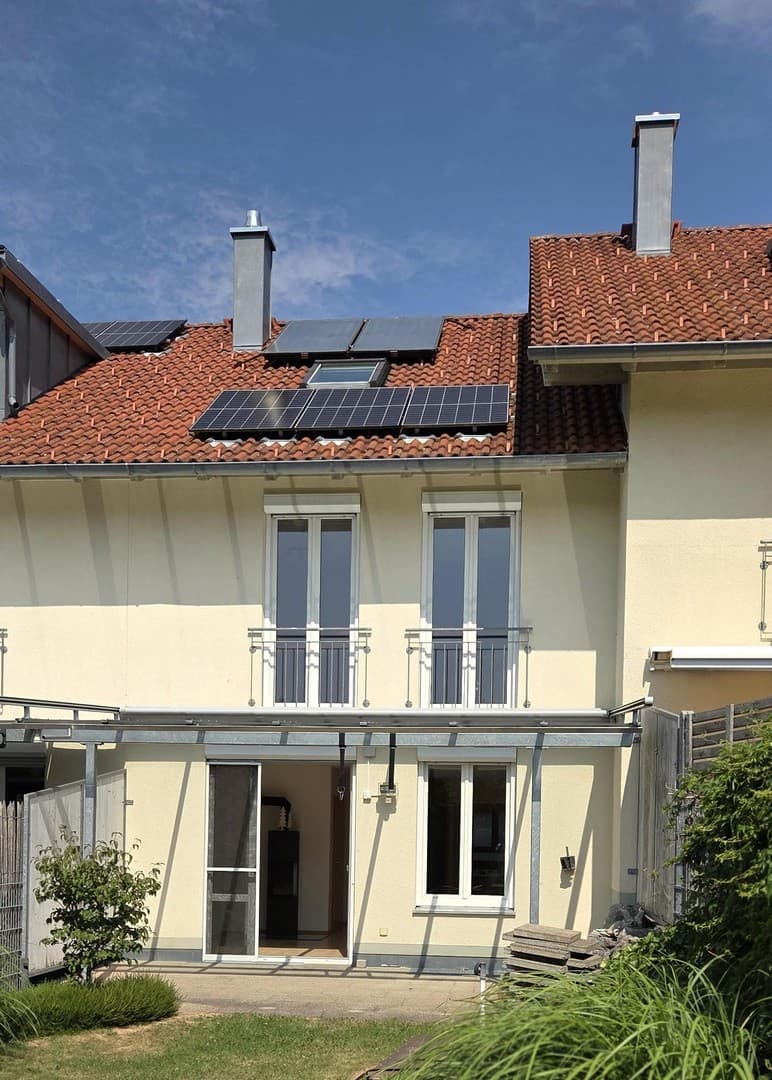 PROVISIONSFREI - Niedrigenergiehaus mit PV-Anlage und toller Aussicht in Kempten-Rothkreuz