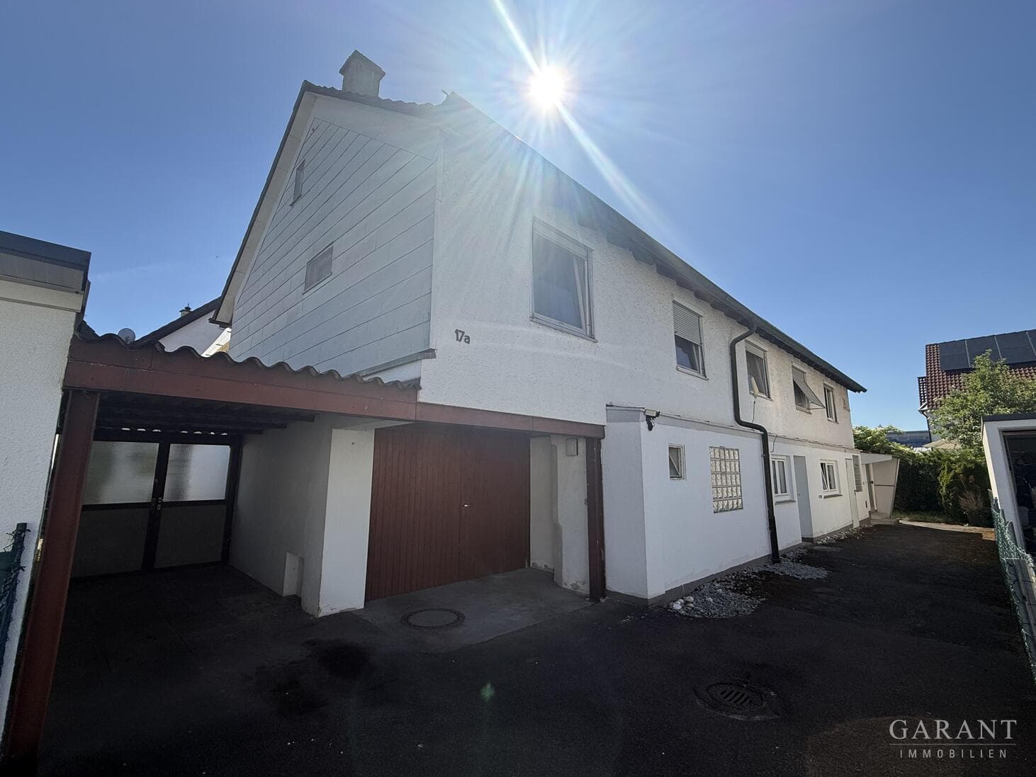 Einfamilienhaus mit großzügigen Lagerflächen und vielseitigen Nutzungsmöglichkeiten in Salach