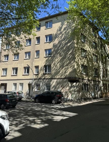 TOP Großes Mehrfamilienhaus mit 12 WE und einem 1 Fam.Haus im Innenhof