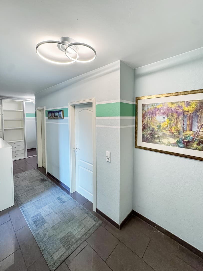 Top-Lage + Balkon + Stellplatz + Keller: Großzügige 3-Zimmer-Wohnung! provisionsfrei