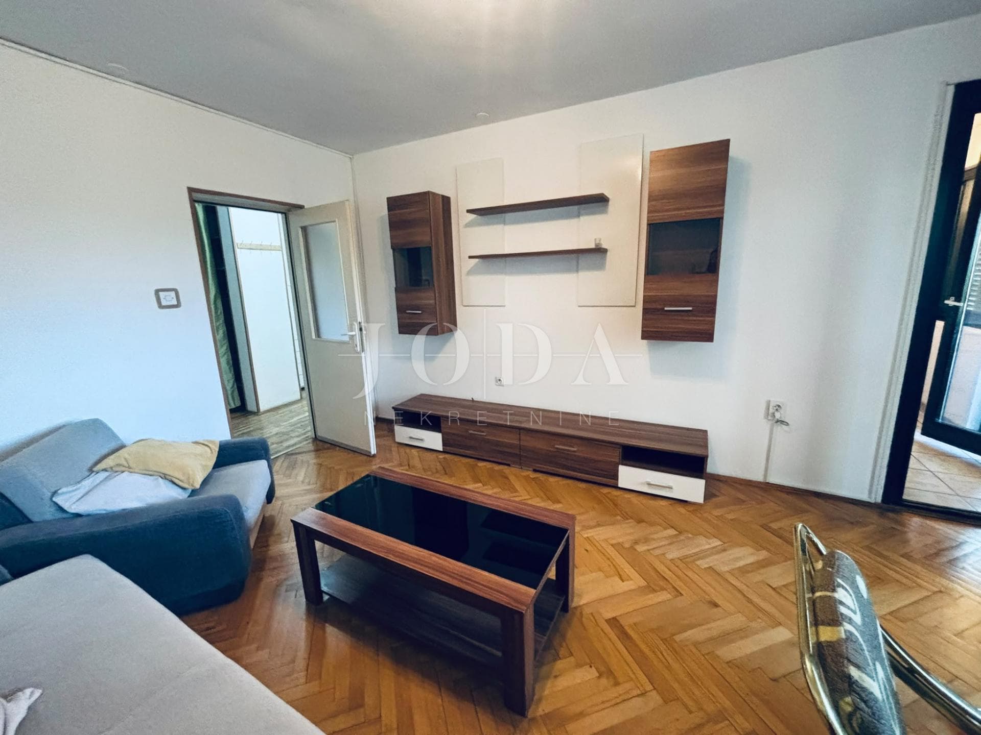 Donja Drenova, Wohnung mit einem Schlafzimmer und Wohnzimmer