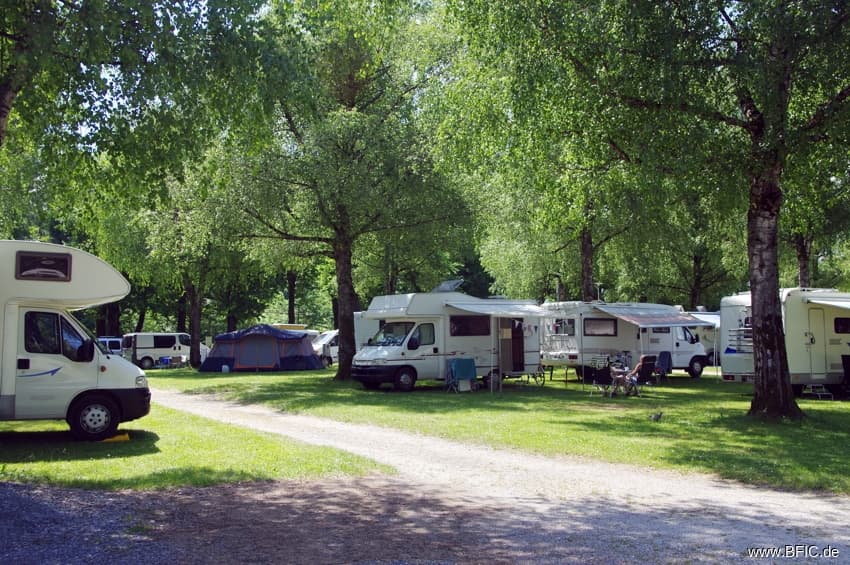 Campingplatz mit mehr als 220 Stellplätzen in Topzustand - Mietobjekte - Betreiberunterkunft