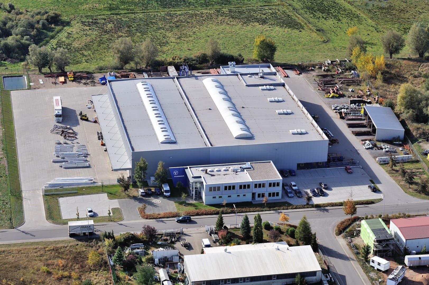 Gewerbeimmobilie für Produktion, Lager und Kommissionierung