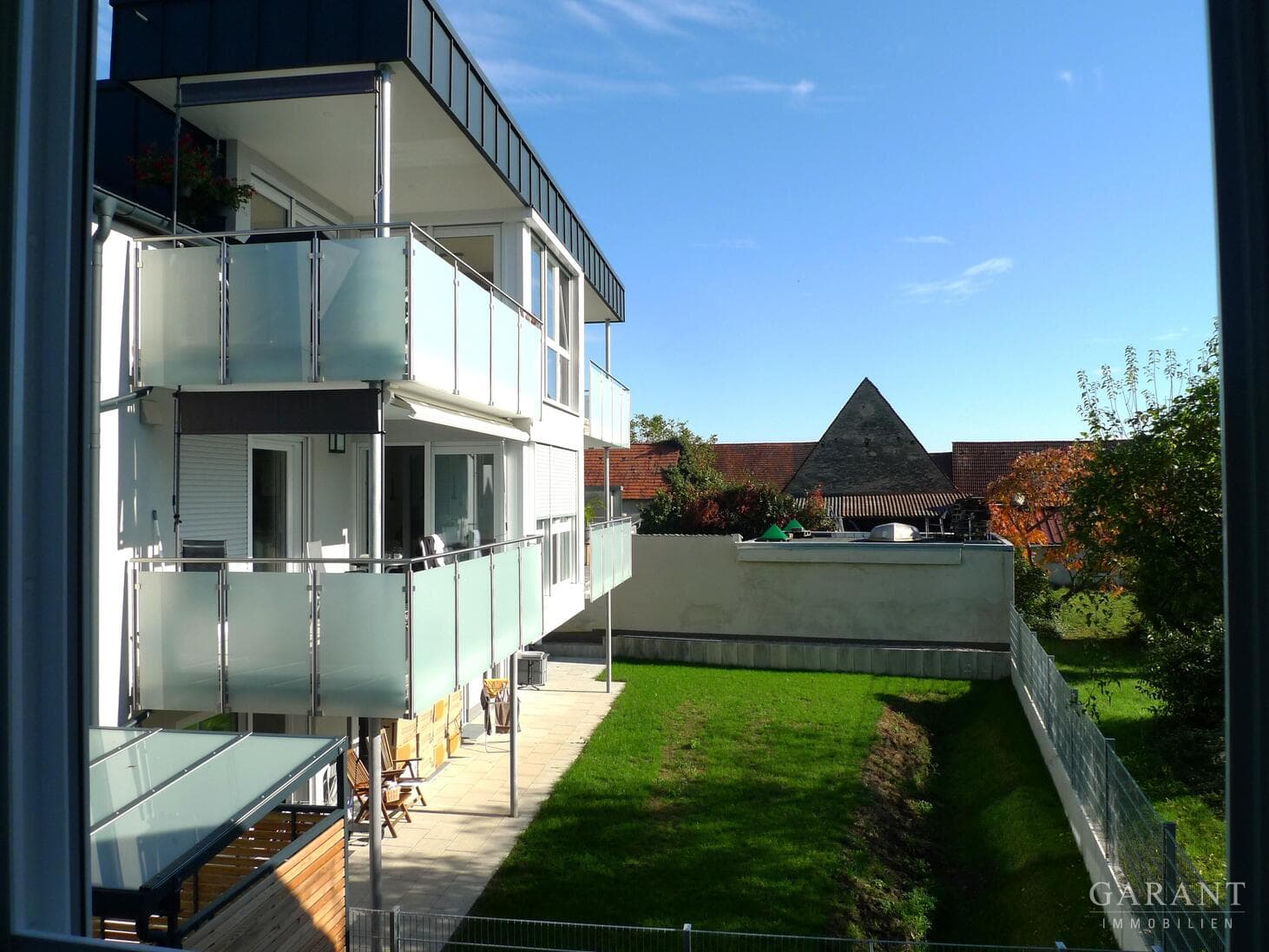 Erstbezug - helle Maisonette im Herzen von Linkenheim