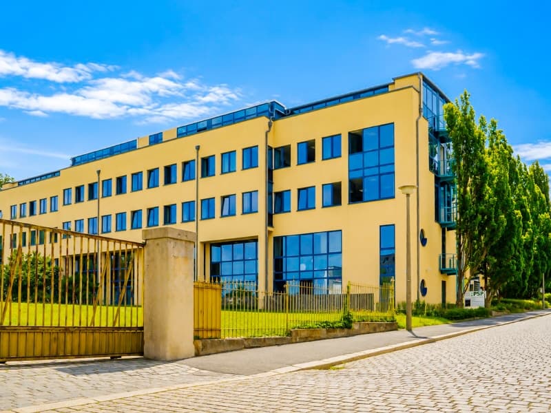 Hochwertige Bürofläche mit Anlieferzone!