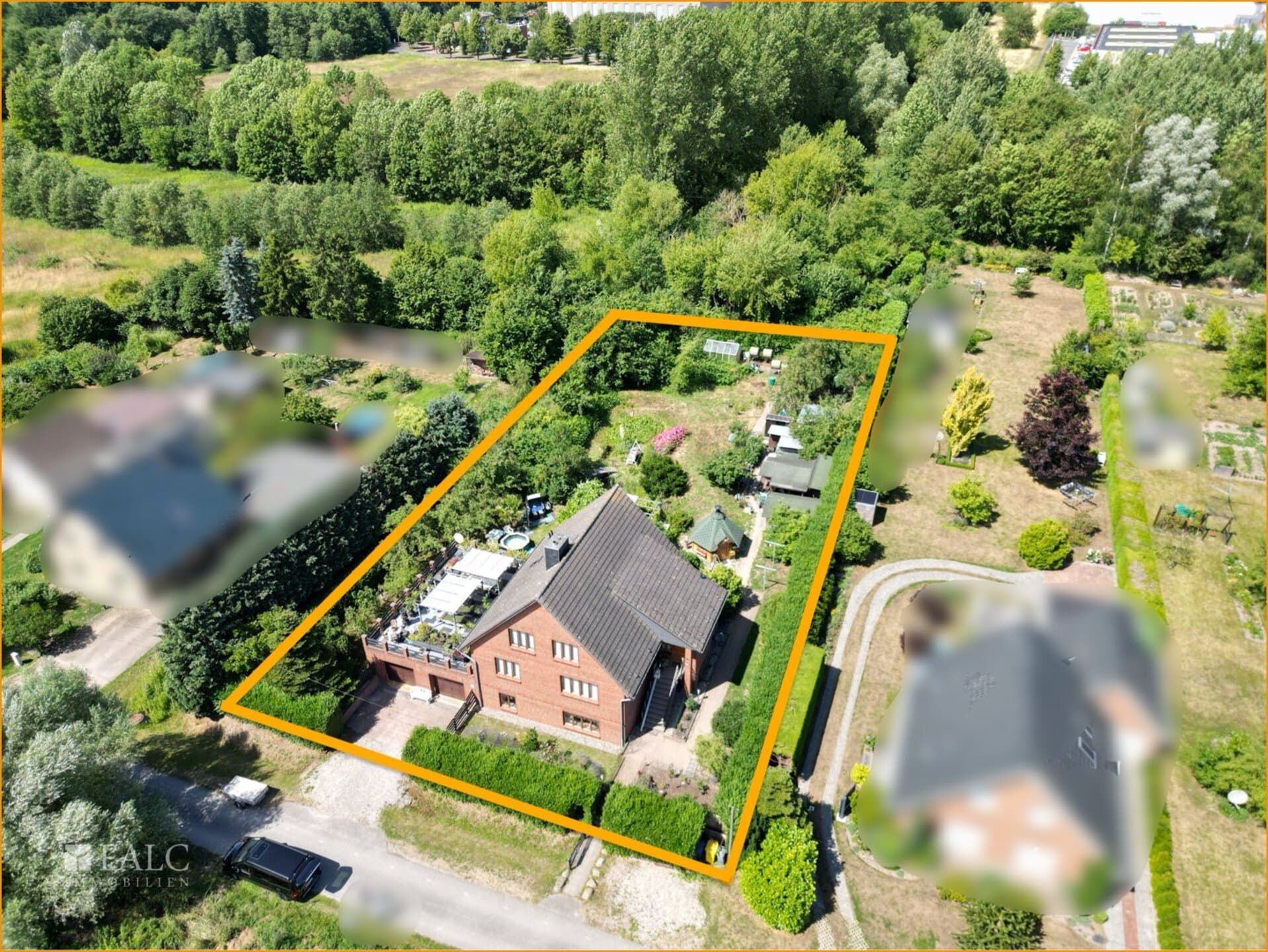 Grüne Oase - mit Einliegerwohnung & NIBE Erdwärmepumpe in
Neu Hinrichsdorf