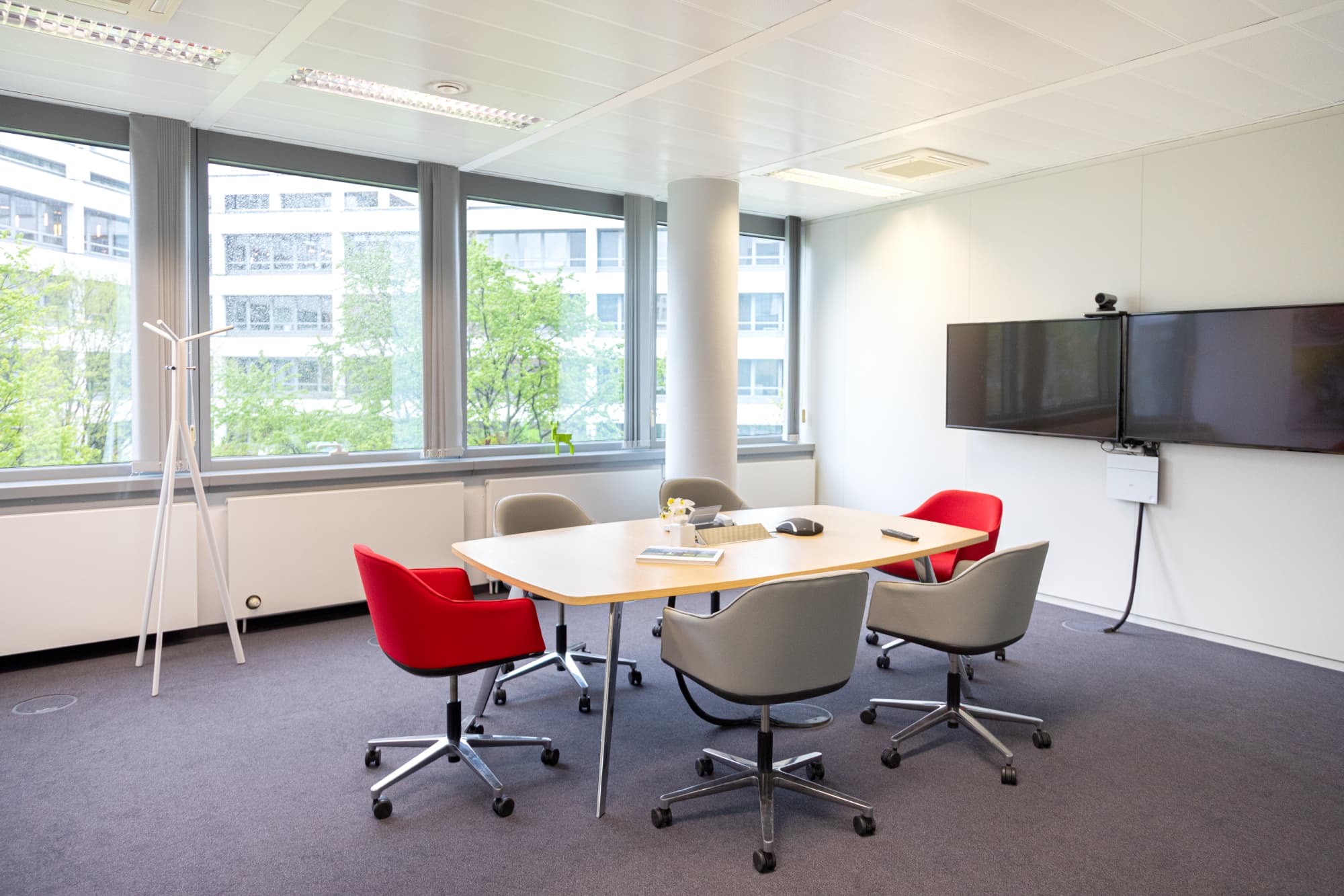 Provisionsfrei in den PRINZENPARK I Ihr neues Büro in Düsseldorf Oberkassel