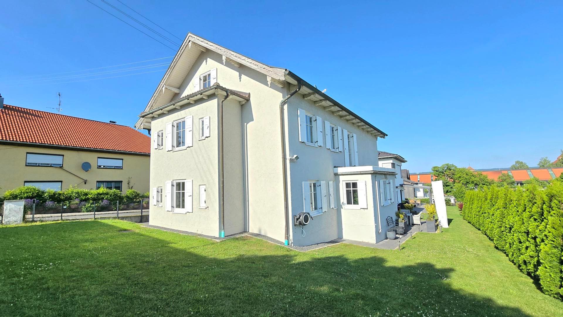Tradition trifft Moderne - Traumhaft schönes Haus mit Seeblick