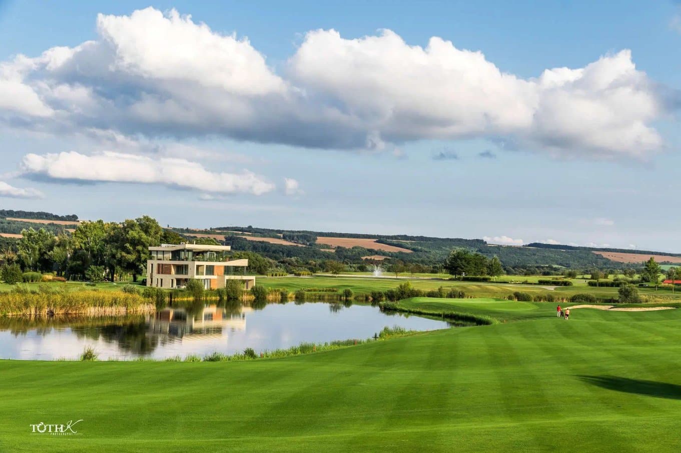 (AAA) Luxeriöses Apartment im besten Golf Resort Ungarns zur Eigennutzung oder Vermietung