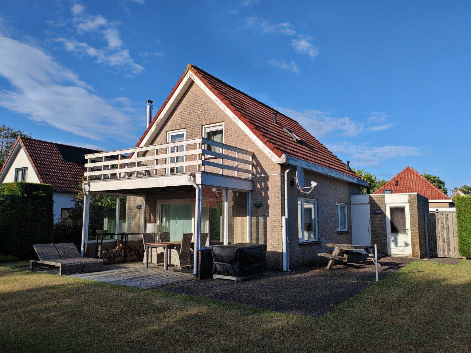 Gehobenes Ferienhaus (4073)