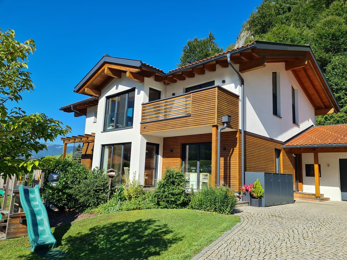 Einfamilienhaus als Zweigenerationenhaus mit Bergblick in sonniger Lage - PRIVATVERKAUF