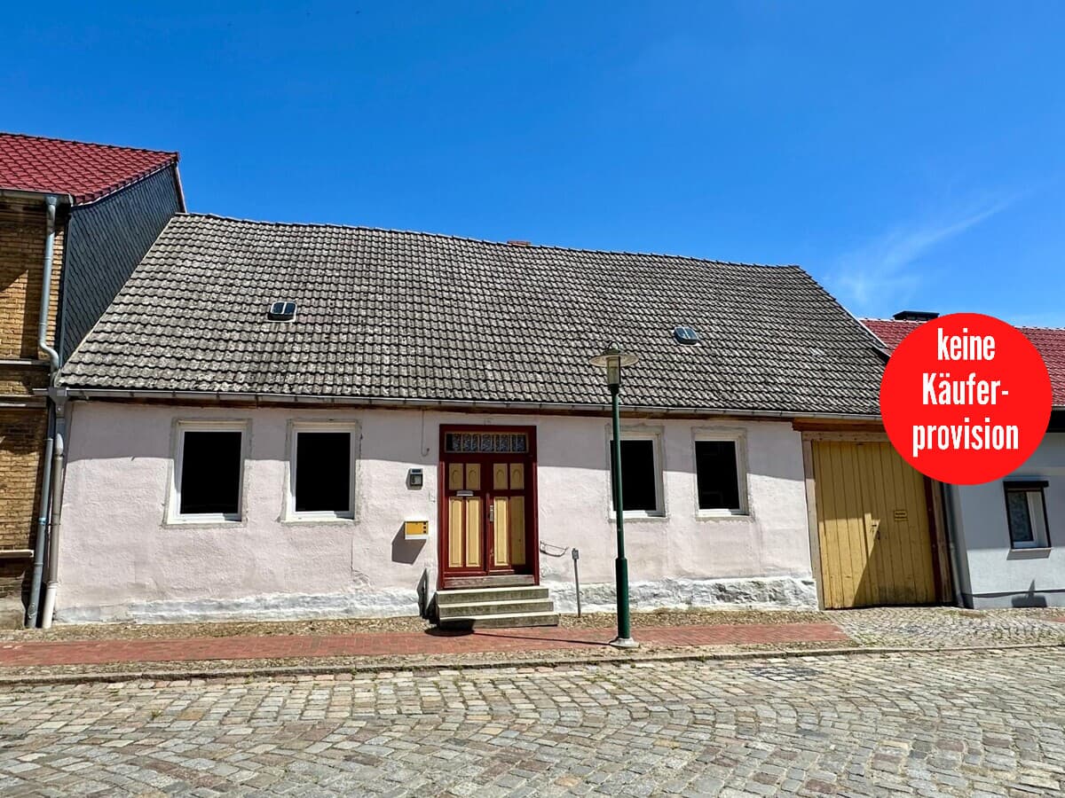 HORN IMMOBILIEN ++ Reihenmittelhaus im Zentrum von Strasburg (Uckermark)