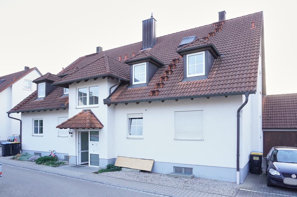 Helle 4-Zimmer-DG Wohnung in ruhiger Lage!