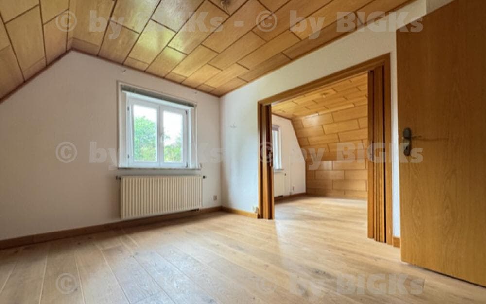 BIGKs - Schleusingen: 3 Raumwohnung mit großem Garten - inkl. Kücheneinrichtung, Duschbad (-;)
